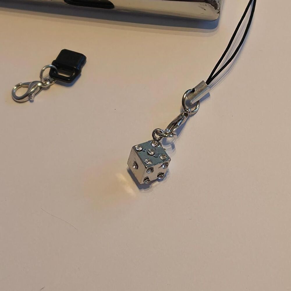Unbranded Women's Silver Accessory - Picture 2 of 5